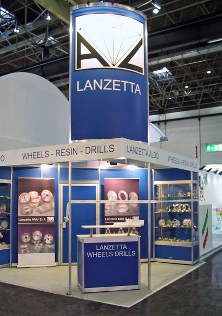 LANZETTA-glasstec